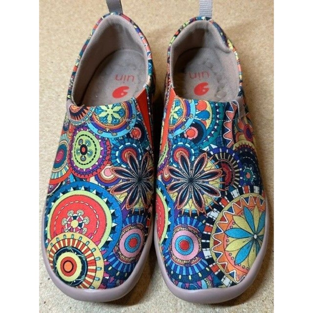 NWOB- UIN Toledo Canvas Slip On Shoes Women's Sz 7 Multicolor Mandala Paisley